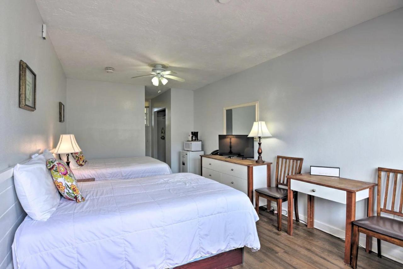 Coastal Waters 108-109- 2 Bedroom 2 Bath Pool Side Condo! New Smyrna Beach Eksteriør billede